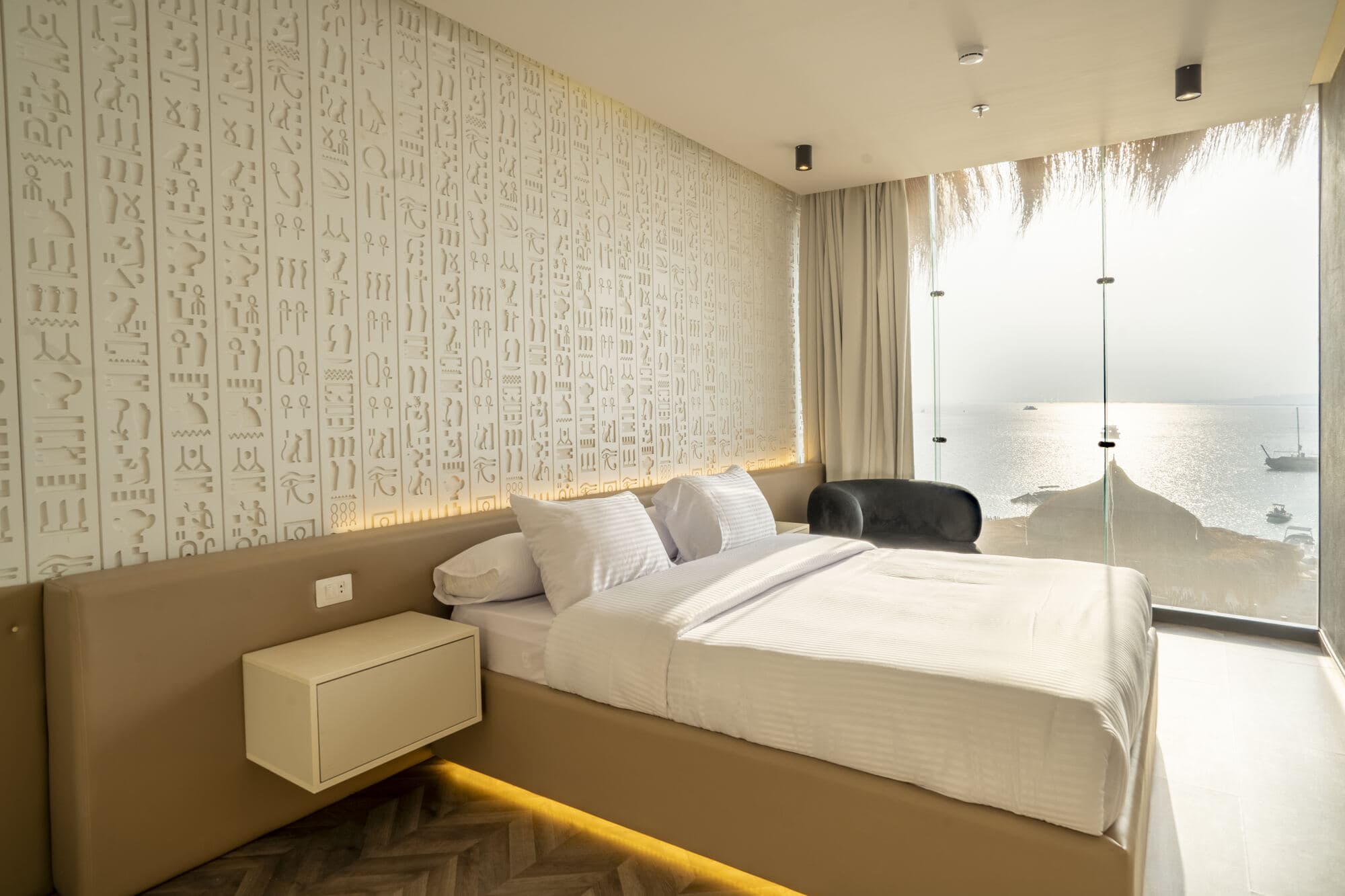Rea room photo 1
